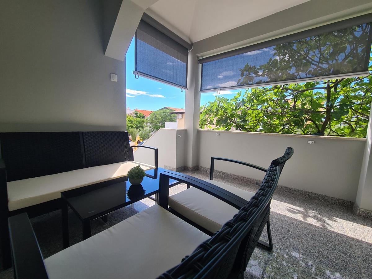 Apartments Ankora Vir Exterior photo